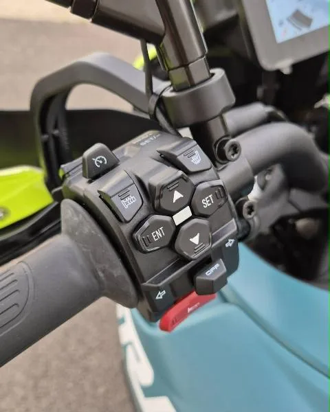 TRK 902 XPLORER