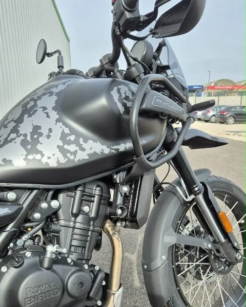 Himalayan 450 Mana Black