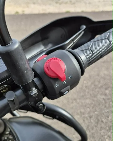 Himalayan 450 Mana Black