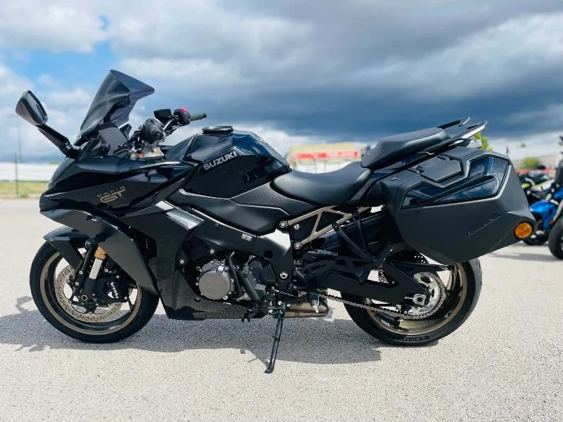 GSXS 1000 GT
