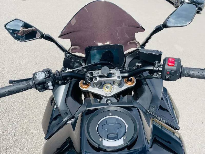 GSXS 1000 GT