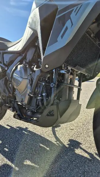 DL VSTROM 800DE