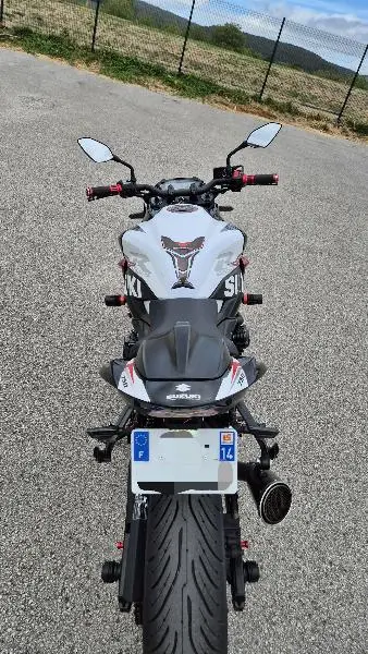 GSXS 750