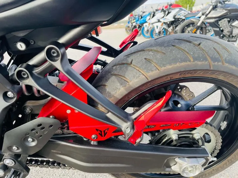 MT07