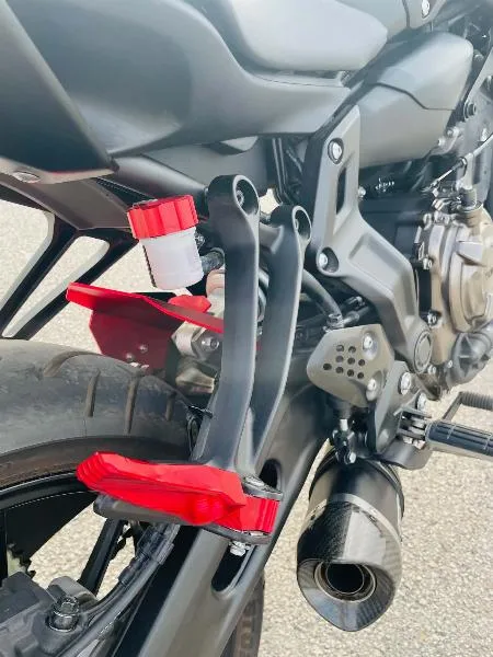 MT07