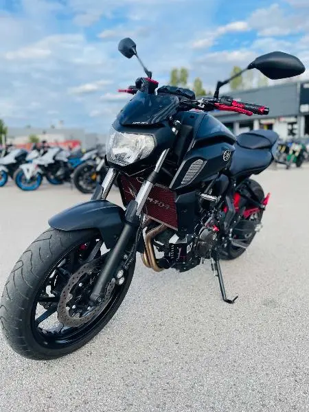 MT07