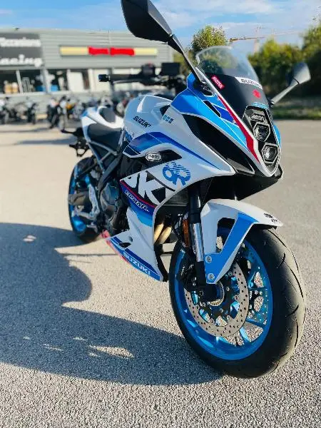GSX8R