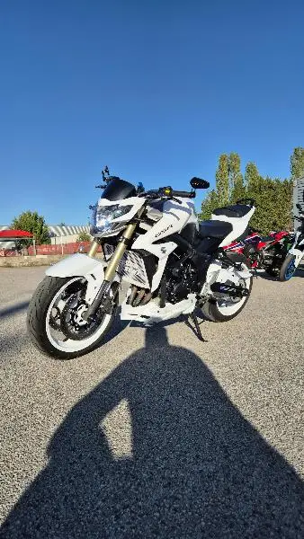 GSR 750