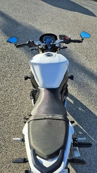 GSR 750