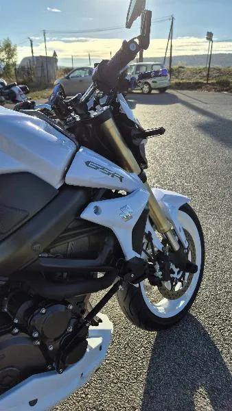 GSR 750