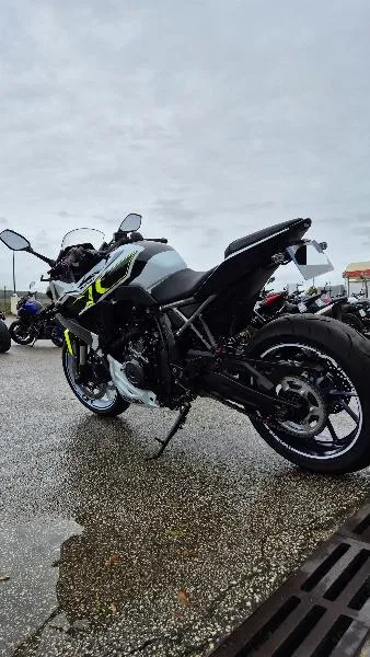 GSX8R