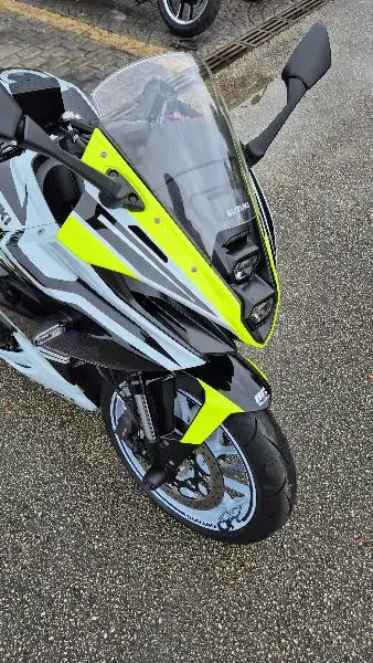 GSX8R