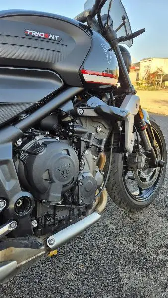 TRIDENT 660