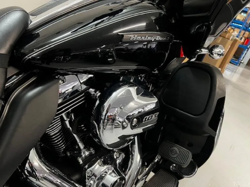 TOURING ROAD GLIDE 1690 ULTRA