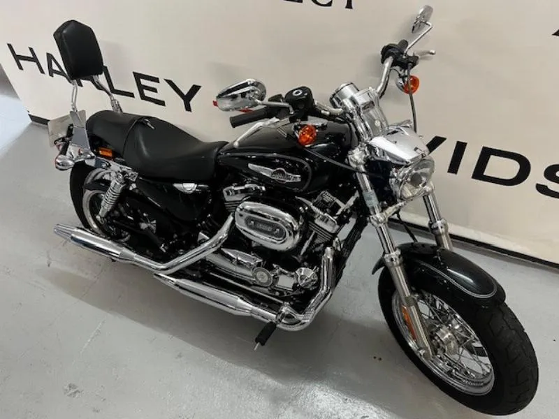 SPORTSTER CUSTOM 1200