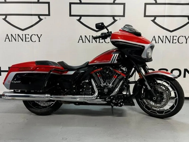 TOURING STREET GLIDE 1977 CVO 