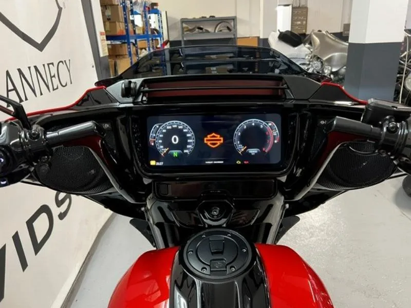TOURING STREET GLIDE 1977 CVO 