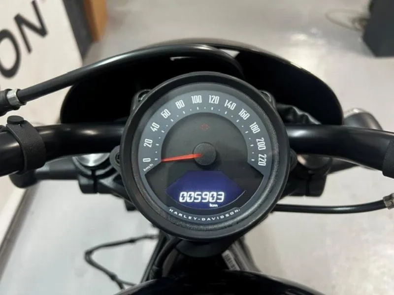 SPORTSTER NIGHTSTER 975