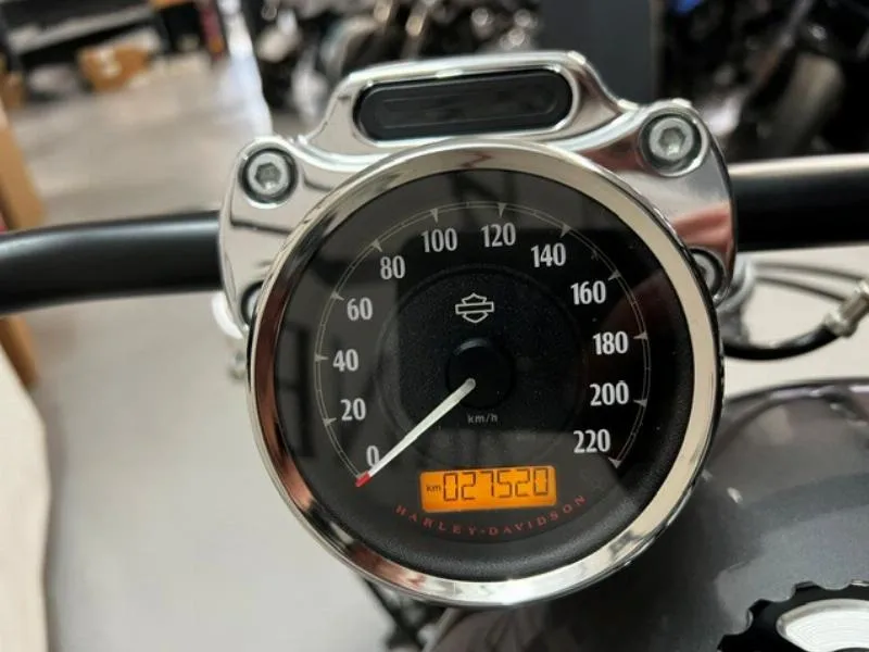 SPORTSTER CUSTOM 1200