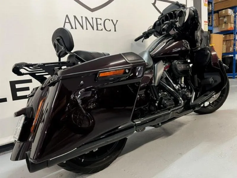 TOURING STREET GLIDE 1923 CVO 