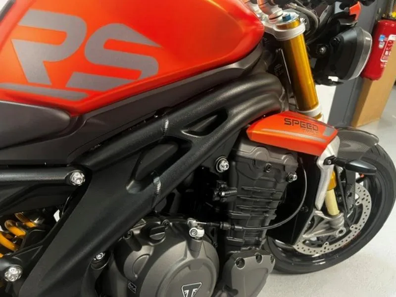 SPEED TRIPLE 1200 RS