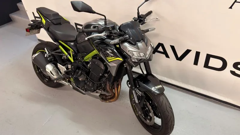 Z 900