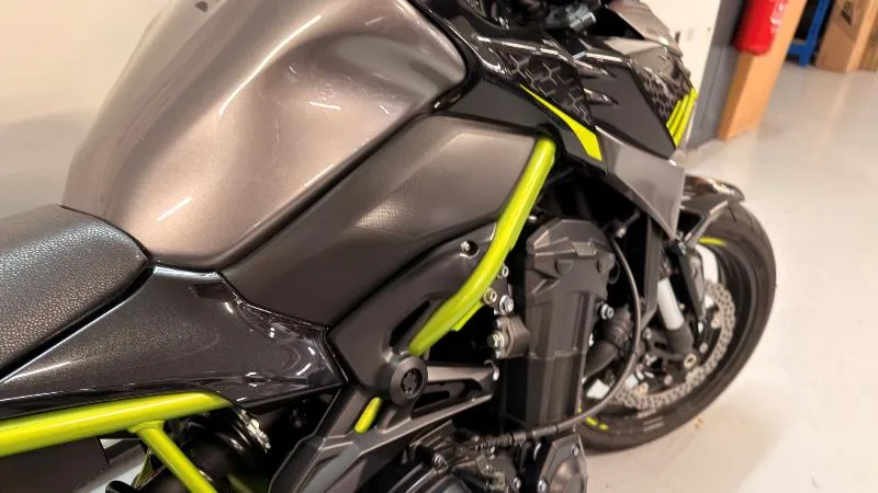 Z 900
