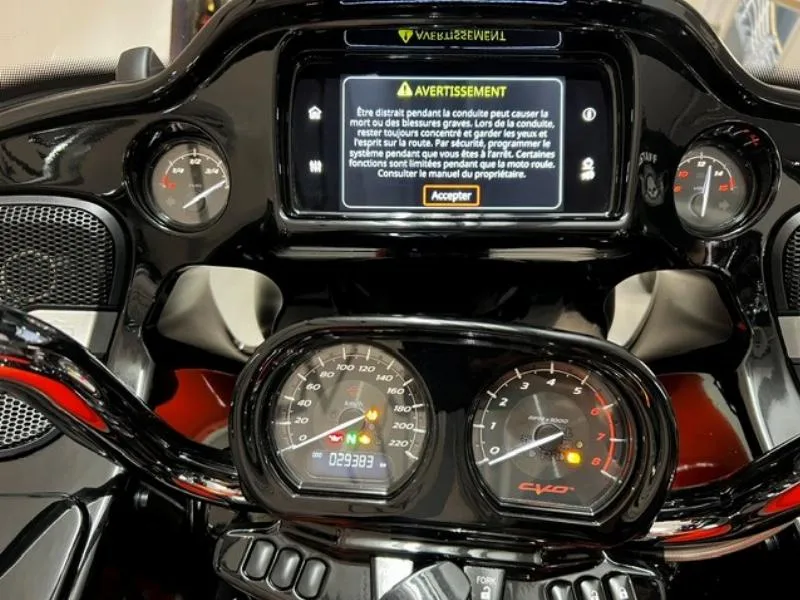 TOURING ROAD GLIDE 1923 CVO
