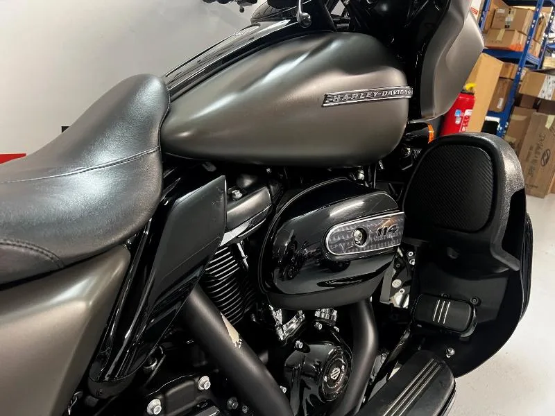 TOURING STREET GLIDE 1868 SPECIAL