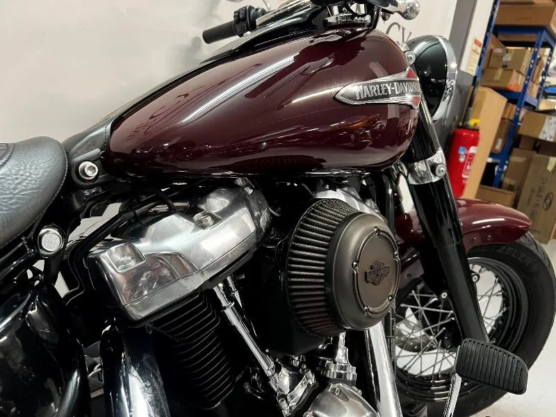 SOFTAIL SLIM 1745