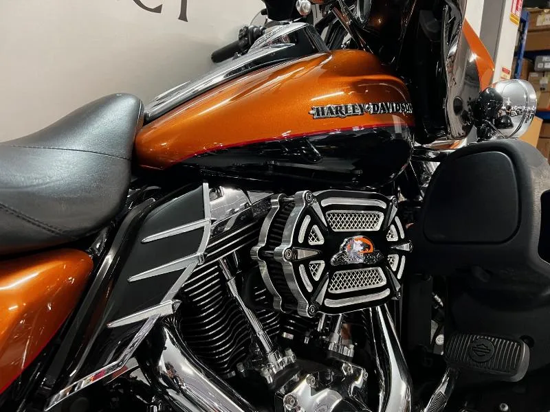 TOURING ULTRA LIMITED 1690