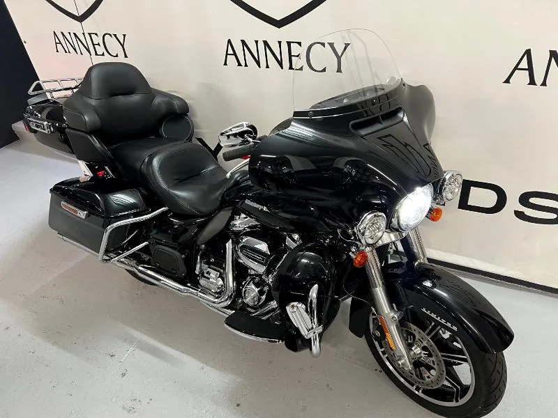 TOURING ELECTRA GLIDE 1868 ULTRA LIMITED