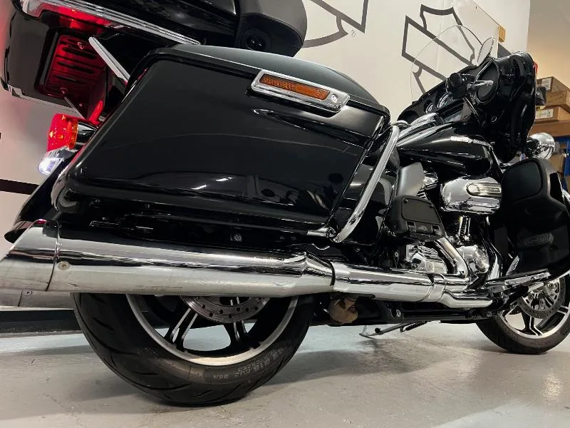 TOURING ELECTRA GLIDE 1868 ULTRA LIMITED