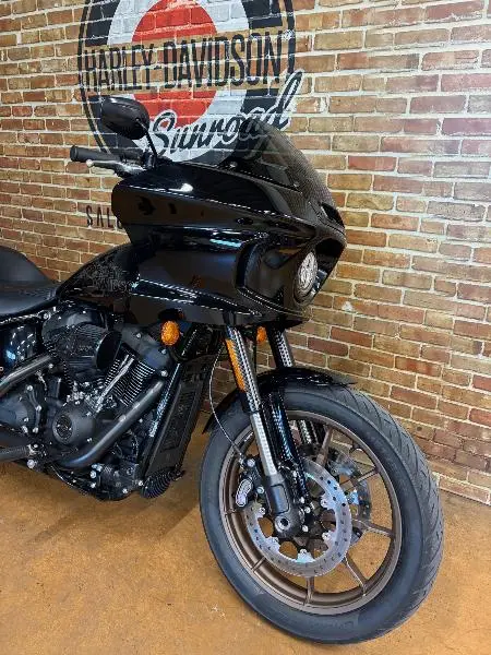 SOFTAIL LOW RIDER 1923 ST