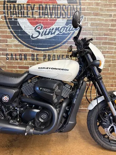 STREET ROD 750