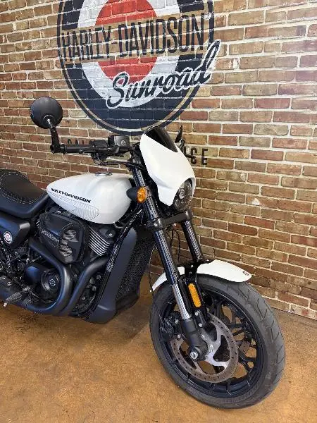 STREET ROD 750