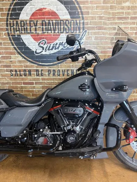 TOURING ROAD GLIDE 1923 CVO