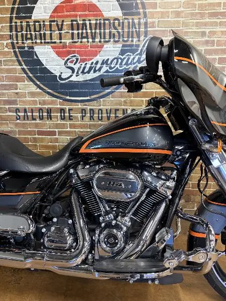 TOURING STREET GLIDE 1868 SPECIAL