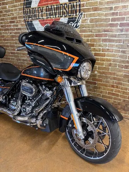 TOURING STREET GLIDE 1868 SPECIAL