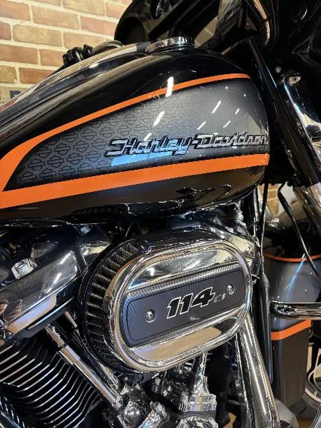 TOURING STREET GLIDE 1868 SPECIAL