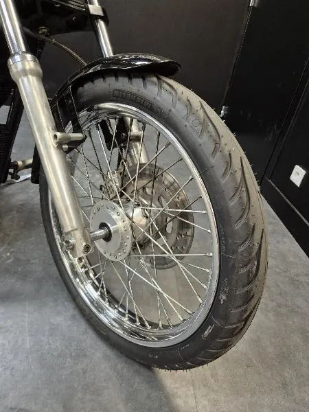 SPORTSTER CUSTOM 883