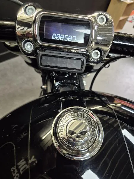SOFTAIL BREAKOUT 1868