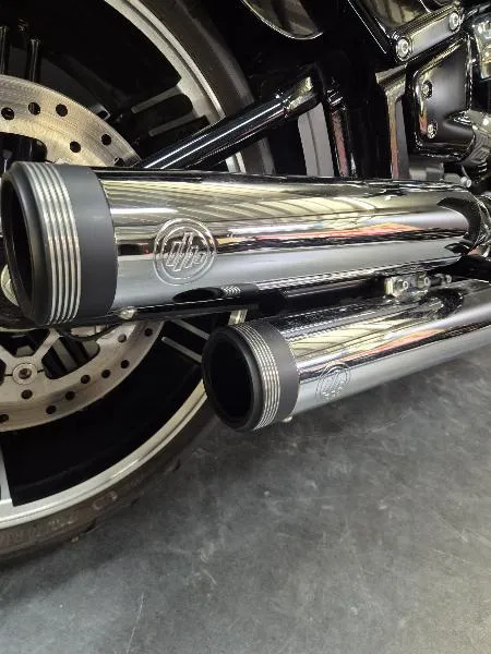 SOFTAIL BREAKOUT 1868