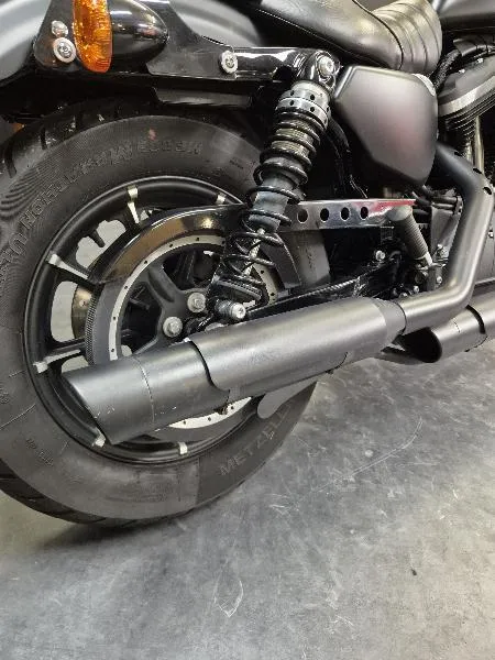 SPORTSTER IRON 883 N 