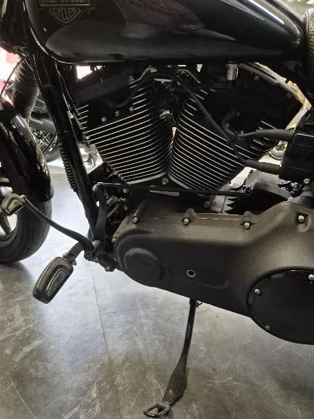 DYNA LOW RIDER 1800 S