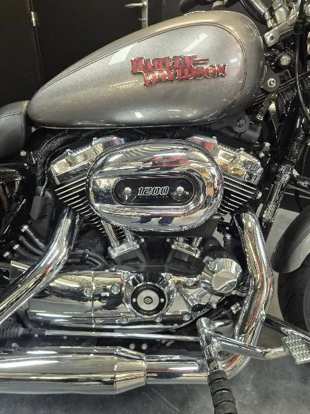 SPORTSTER SUPERLOW 1200 T