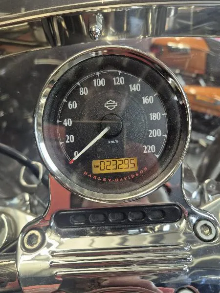 SPORTSTER SUPERLOW 1200 T