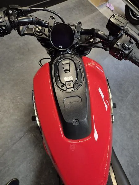 SPORTSTER 1250 S