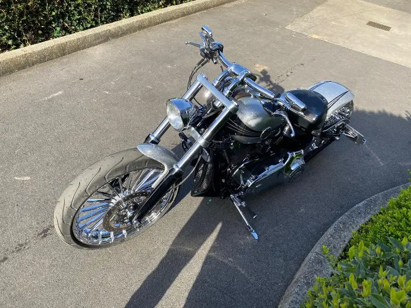 SOFTAIL BREAKOUT 1690