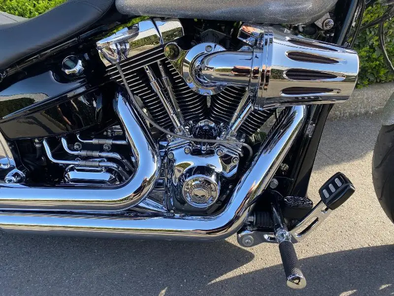 SOFTAIL BREAKOUT 1690
